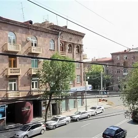 Шикарная Однушка На Абовяна يريفان المظهر الخارجي الصورة